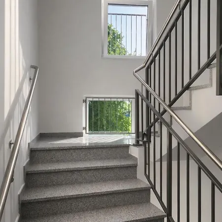 Stadtloft Nadorst- Modernes Apartment- Nahe Zentrum- Anbindung- Neubau- Dachterrasse & Wlan 3* Oldenburg